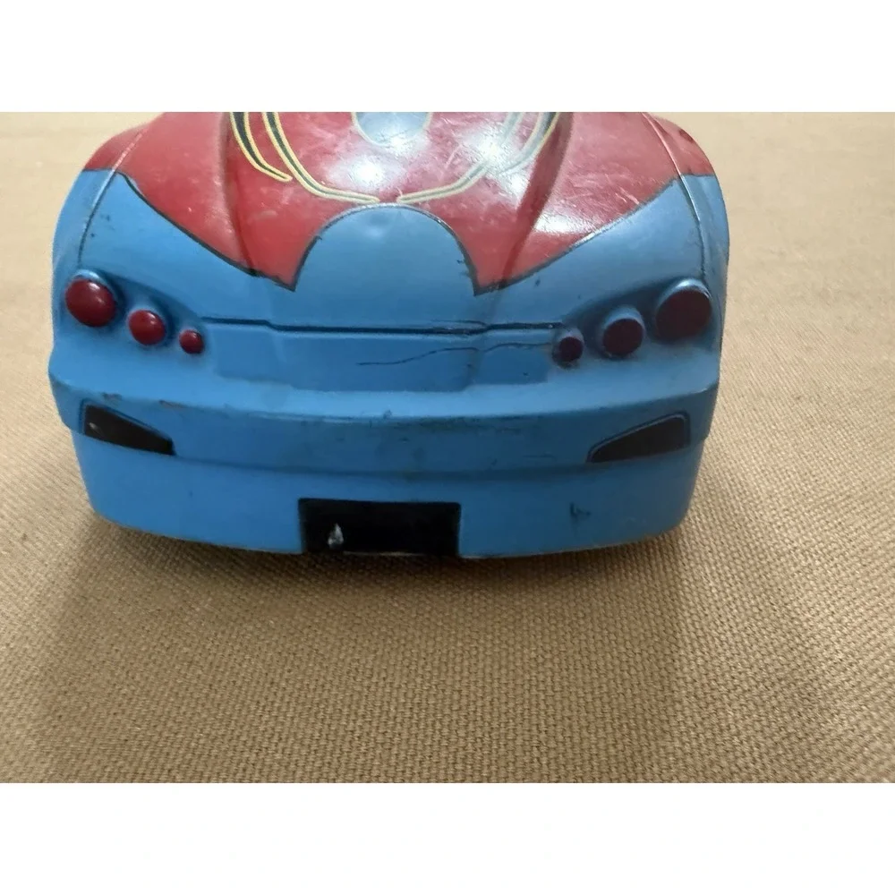 Marvel Spiderman Vintage 2003 Wired RC Remote Control Car Comic Book - No Remote